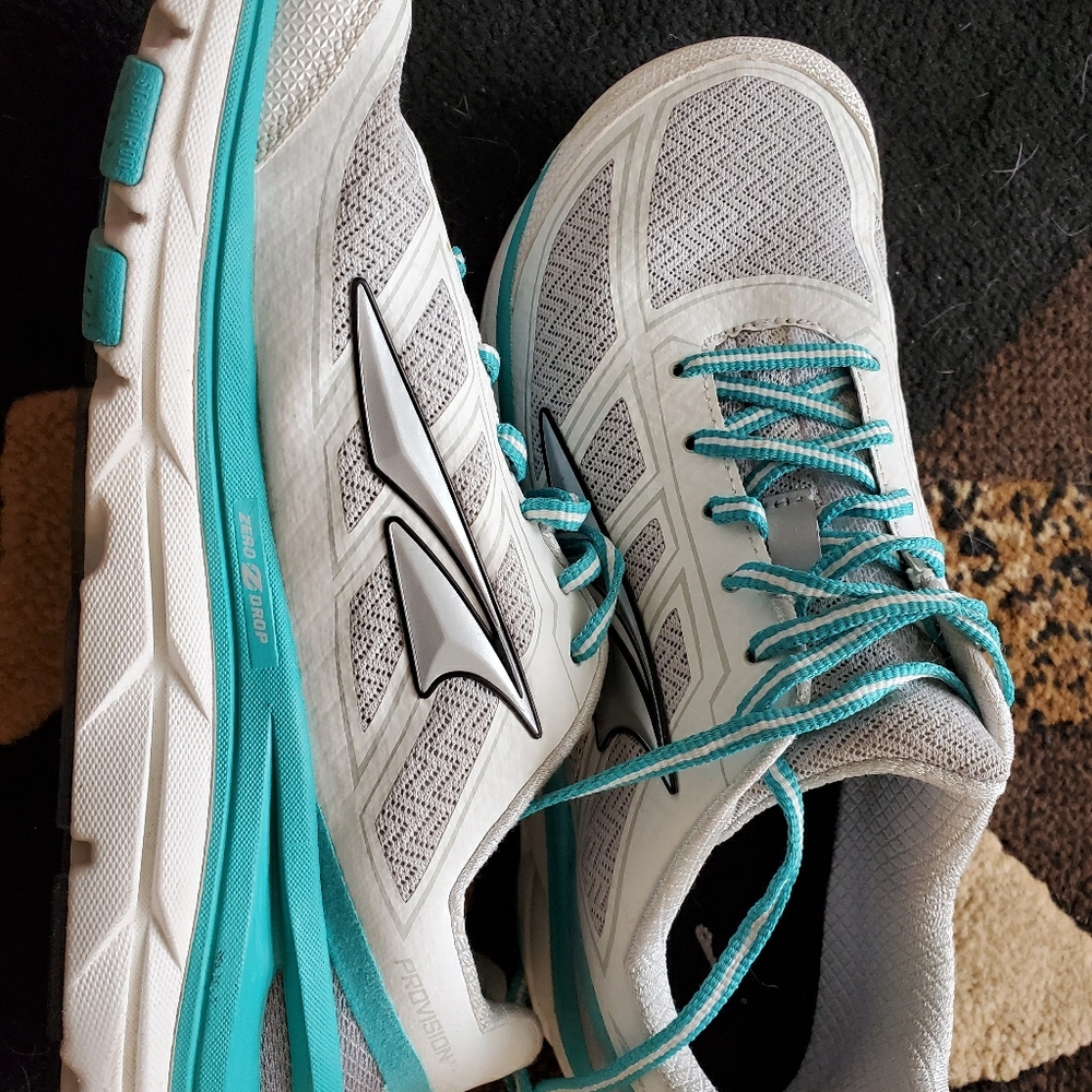 Alta running shoes-- negative heel